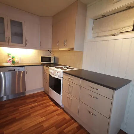 2 Bedrooms In Tonsvika Apartman Tromsø